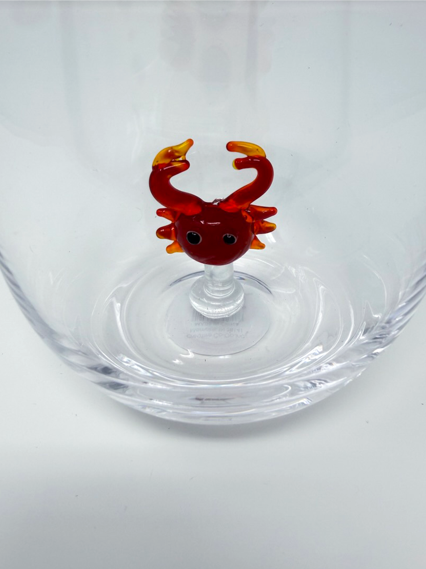 Seaside Crab Wine Glass