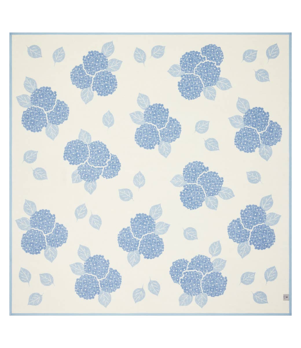 Hydrangeas Bluebell Blanket: Original