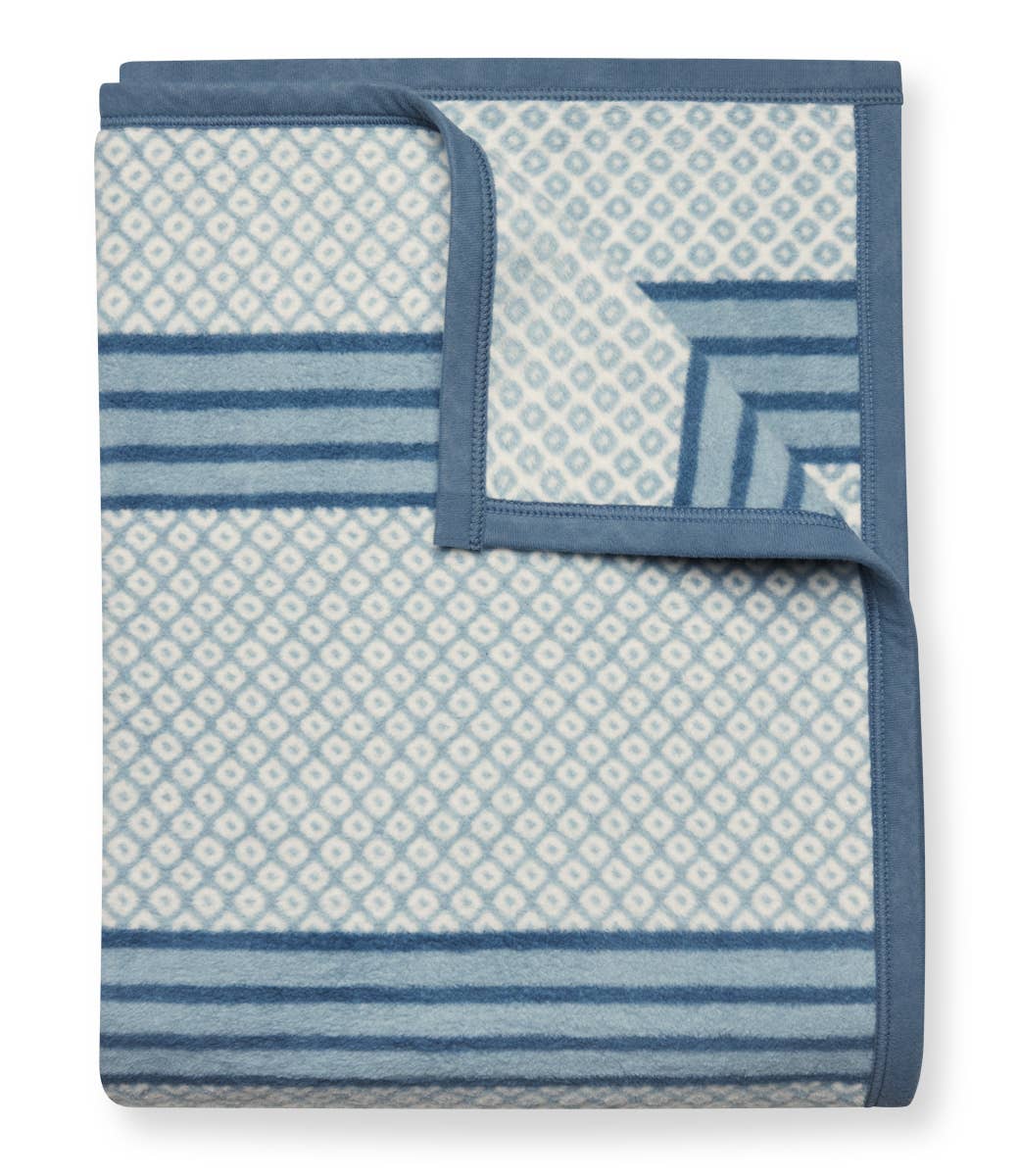 Captain's Classic Fog Blanket: Original