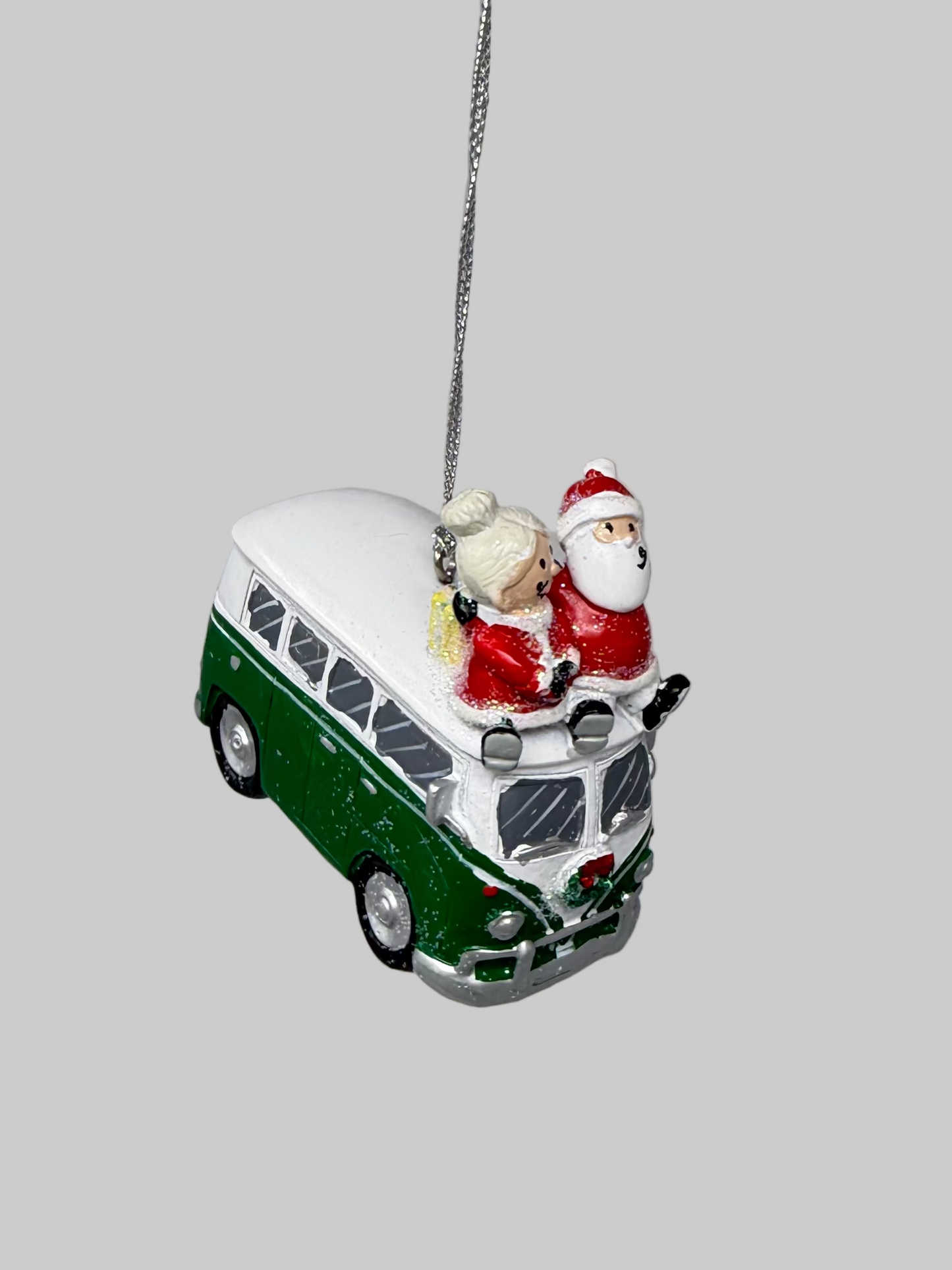 VW Santa and Mrs. Claus