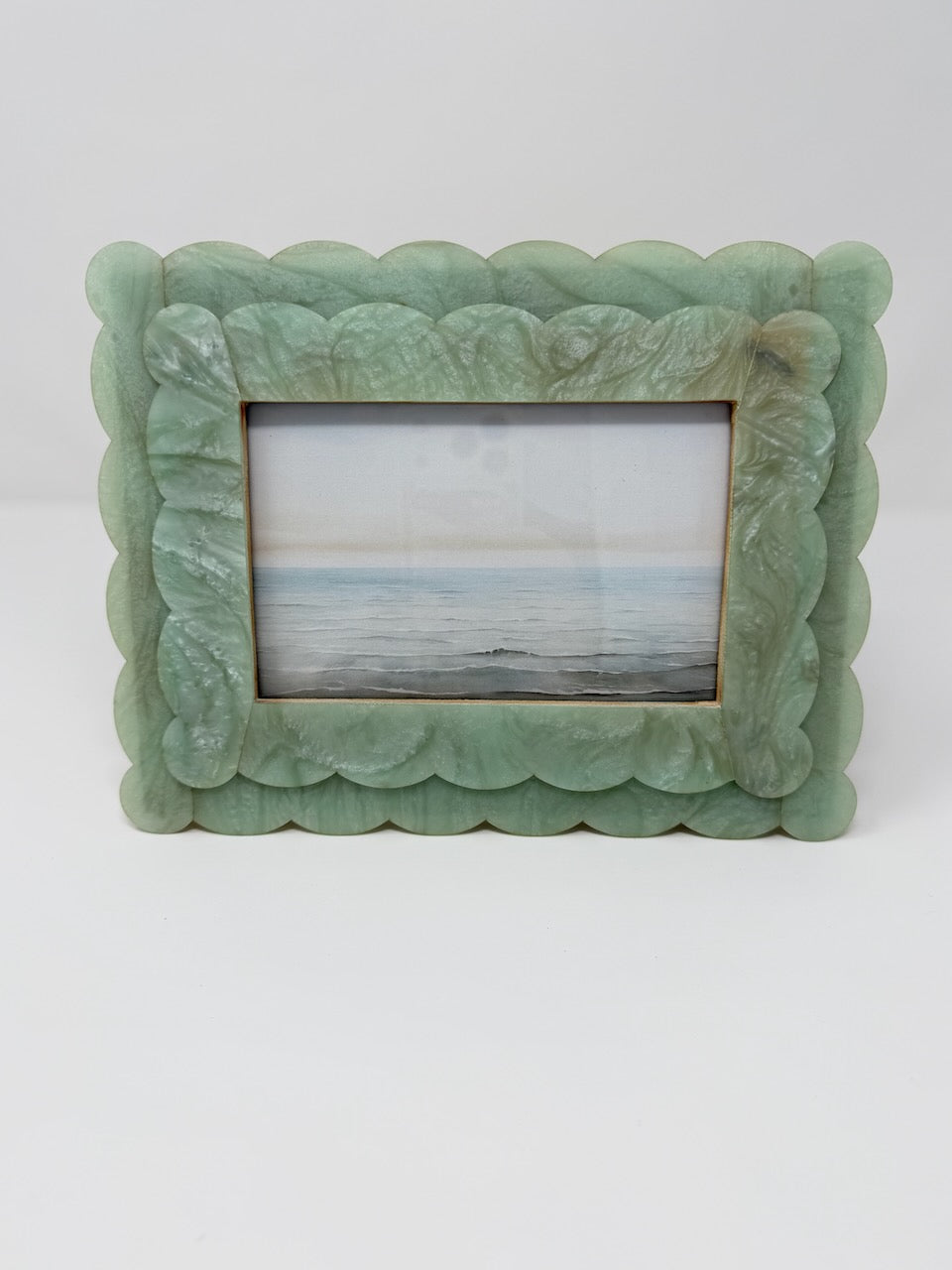 Scalloped 4x6 Frame - Seafoam Green