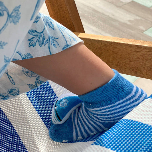 Sailboat Boogie Toes Rattle Socks: 6-12M