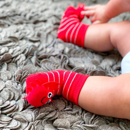 Red Crabby Crab Boogie Toes Rattle Socks: 6-12M